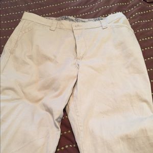 Lee comfort fit waist band kaki pants